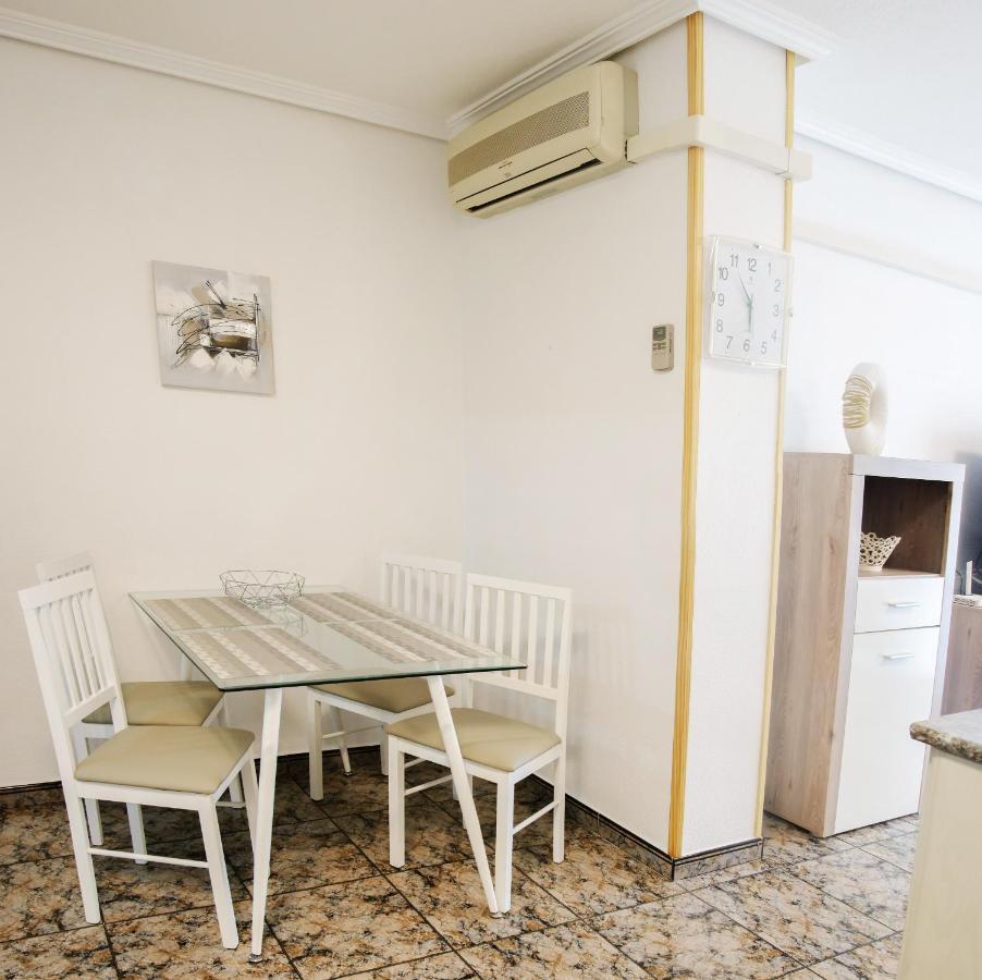 Holiday La Loma Apartment Torrevieja Exterior photo